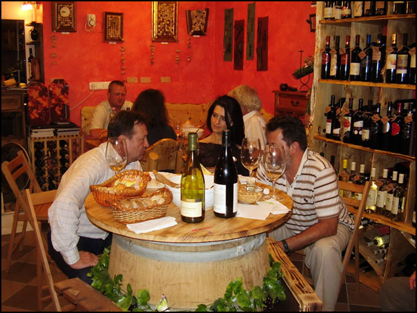 Colour WineWorld Borszaküzlet - 1136 Budapest, Balzac u. 11.